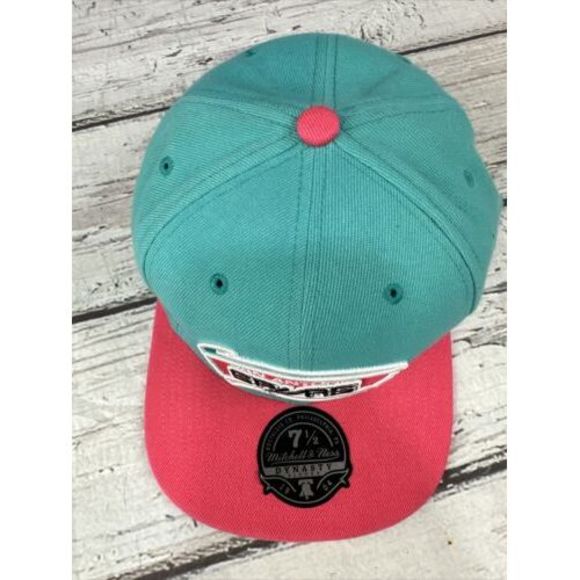 New Mitchell & Ness San Antonio Spurs Deadstock Snapback Hat Teal Pink NOS - Picture 3 of 10
